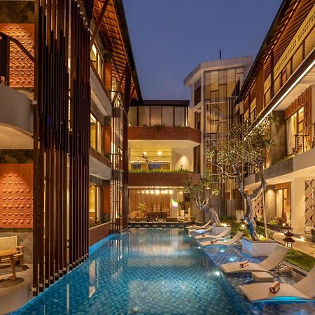 Mokko Suites Batubelig Canggu  Exterior photo