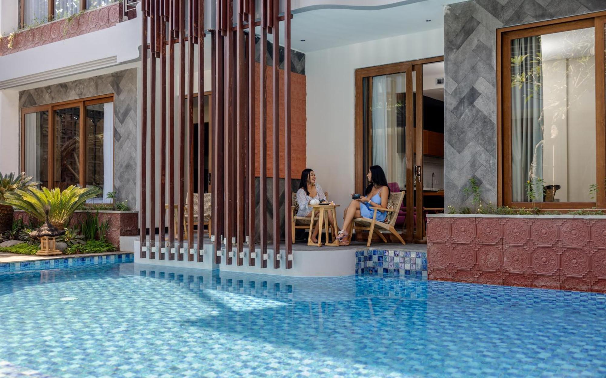 Mokko Suites Batubelig Canggu  Exterior photo
